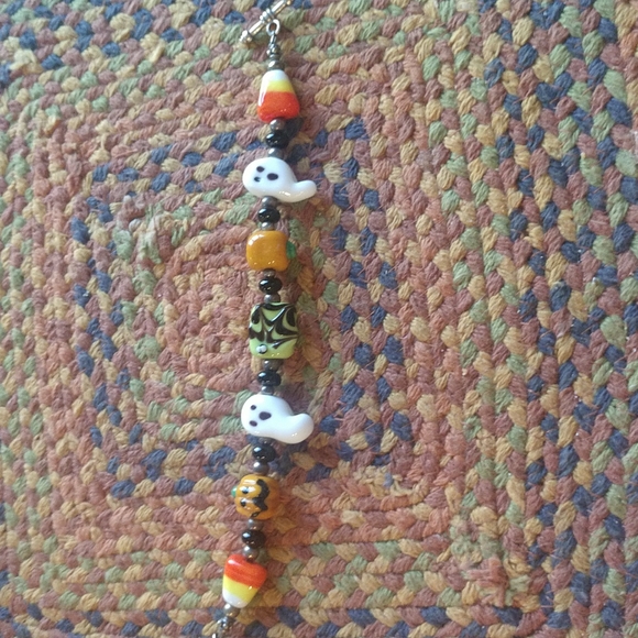 Halloween Bracelet - Picture 2 of 4